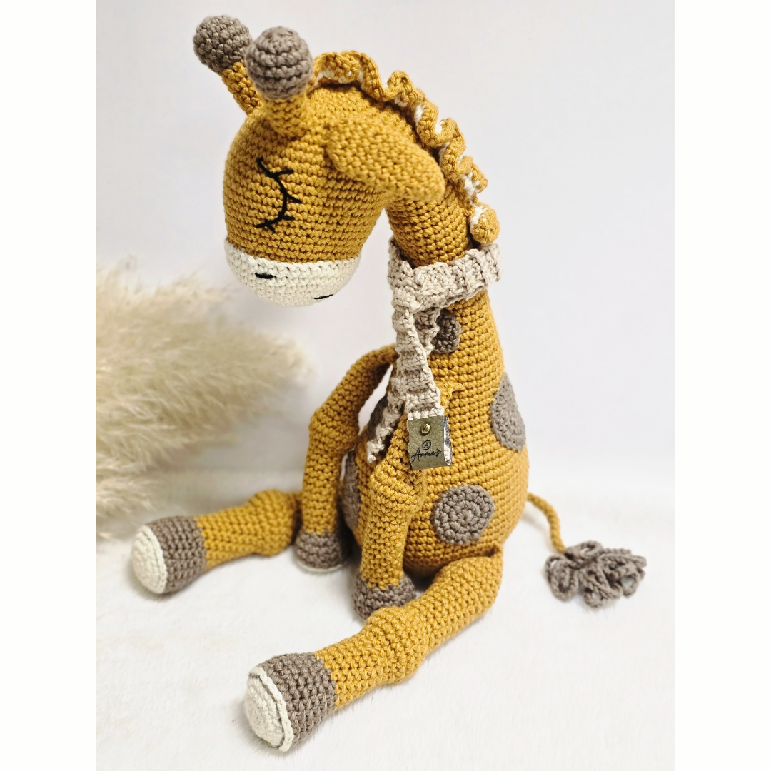 Ollie Giraffe