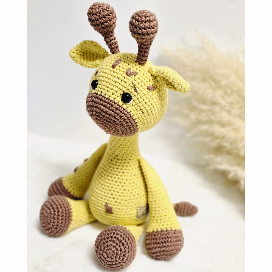 Goldie Giraffe - Made to Order