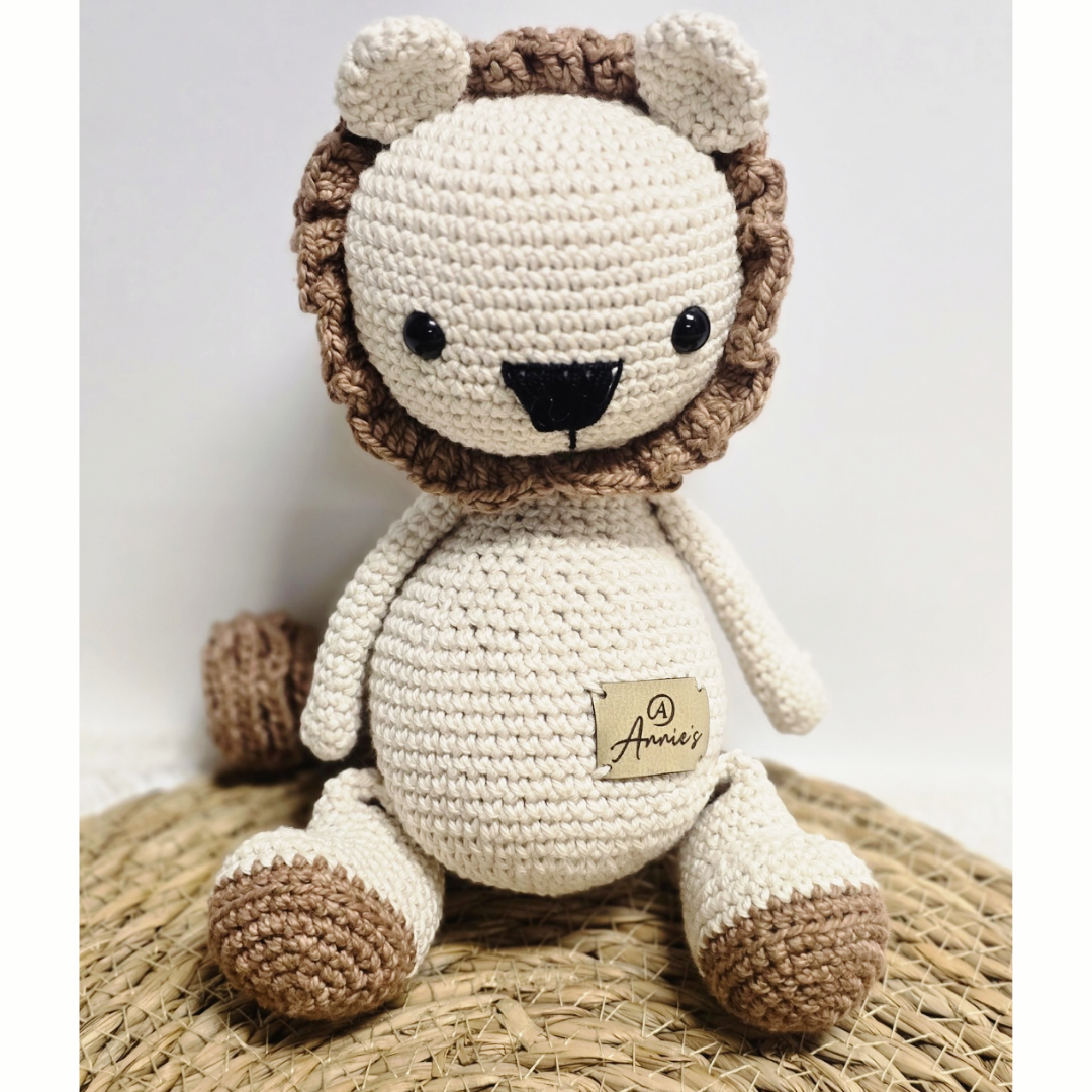 Ollie Lion